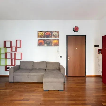 Boldrini, By Short Holidays Apartment