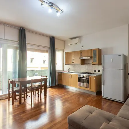 Boldrini, By Short Holidays Apartment *